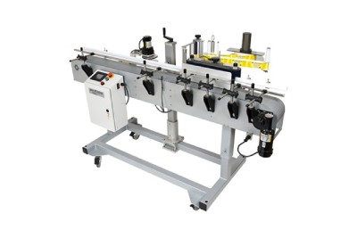 Industrial labeling machine